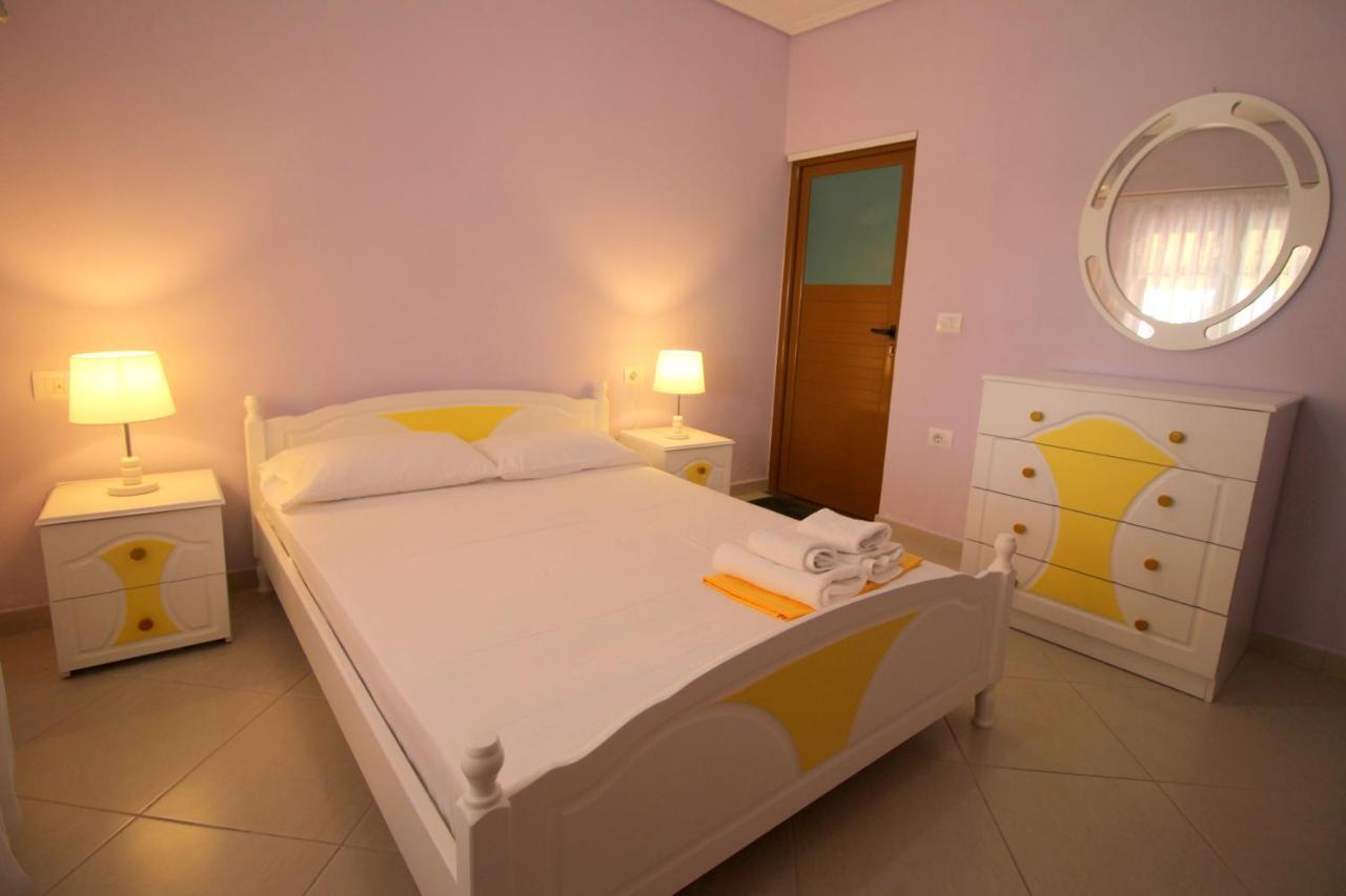 Villa 24 Sarandë Exteriér fotografie
