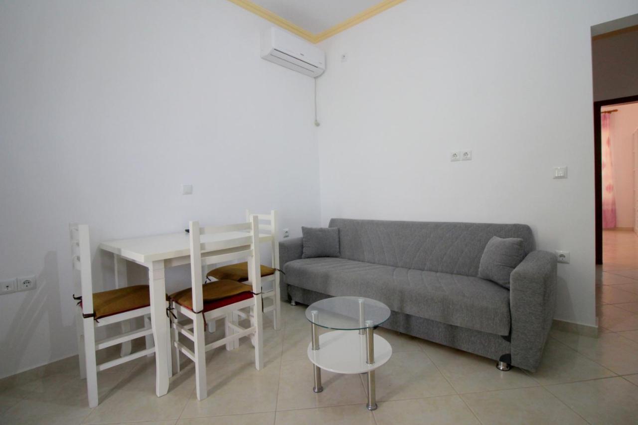 Villa 24 Sarandë Exteriér fotografie